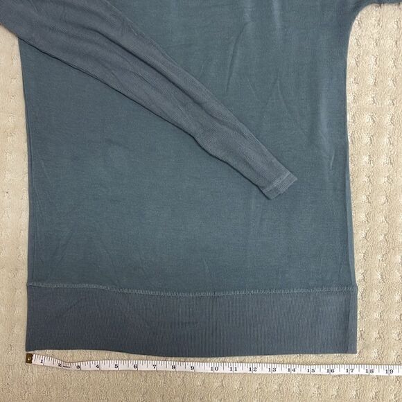 Athleta Long Sleeve Tee Shirt, Grey, Size Extra Small. - Picture 5 of 7